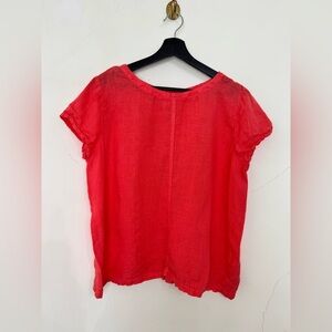 NWOT Women’s C&C California 100% Linen Coral Button Rear Fastening Boat Neck Top